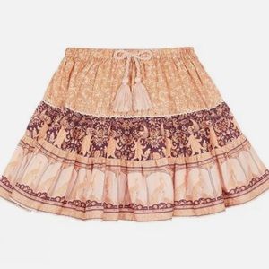 Spell and the Gypsy the little Gypsies Xanadu 4T